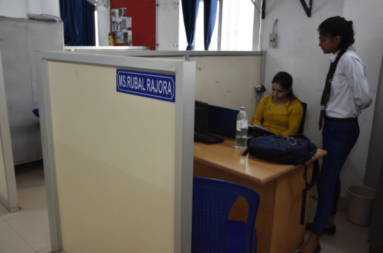 UEM Jaipur Faculty Seating photo 13